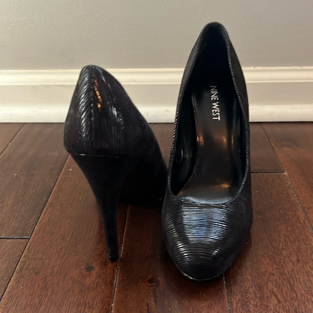 Nine West Size 7.5 Swankyo Black 4inch Pumps